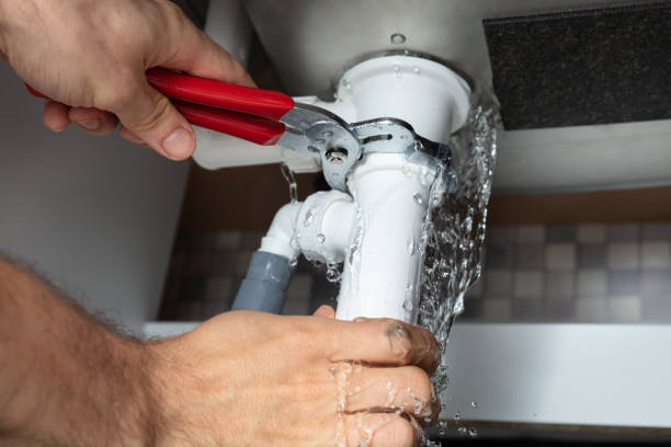 Best 24/7 water damage repair  in Broad Brook, CT
